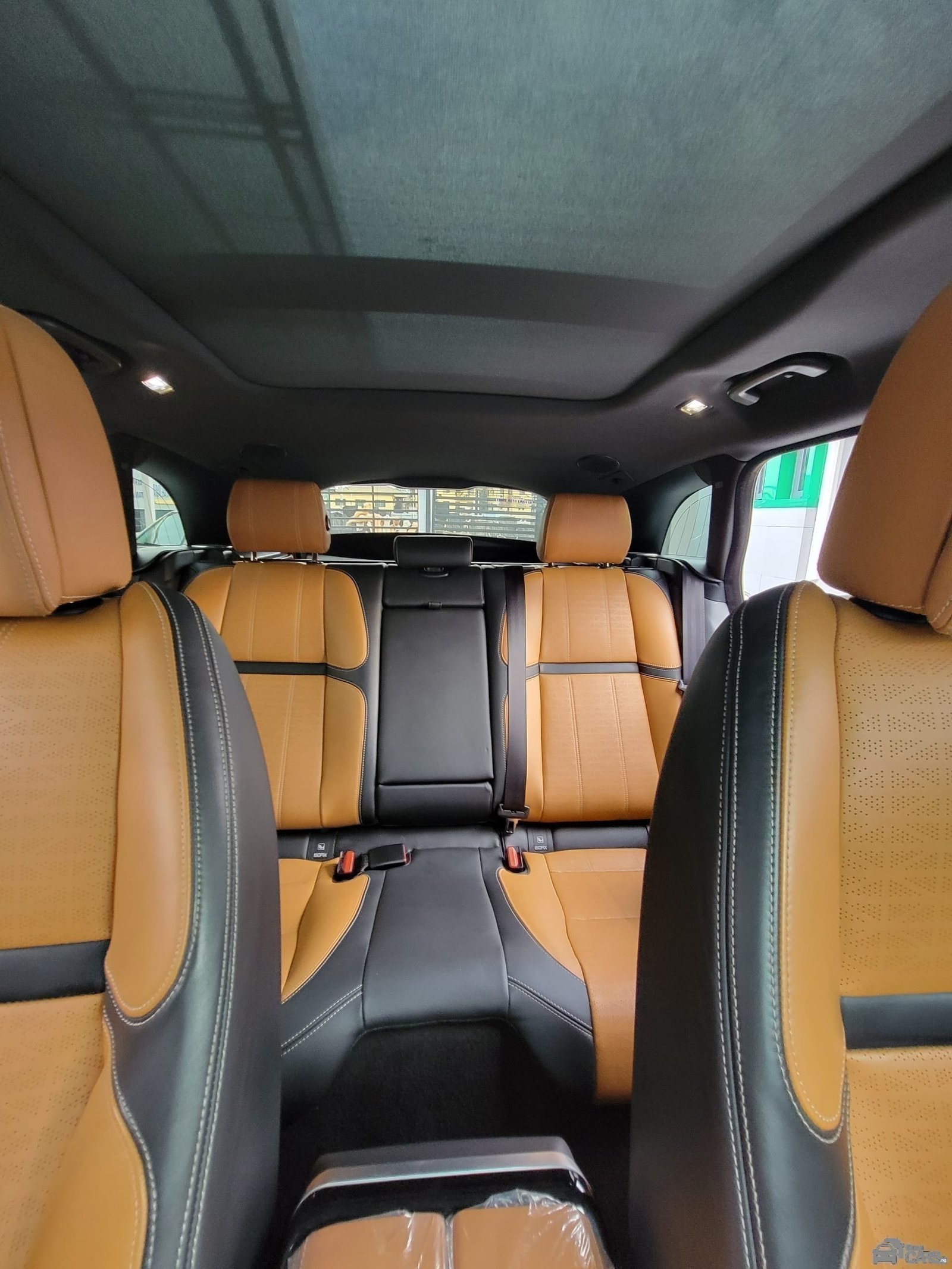 2019 Land Rover Range Rover — Dashboard