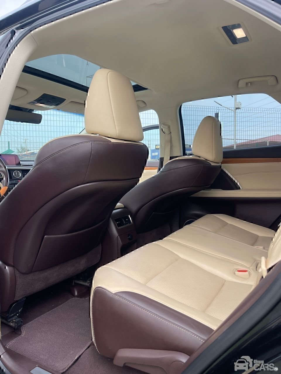 2017 Lexus RX350 Premium — Dashboard