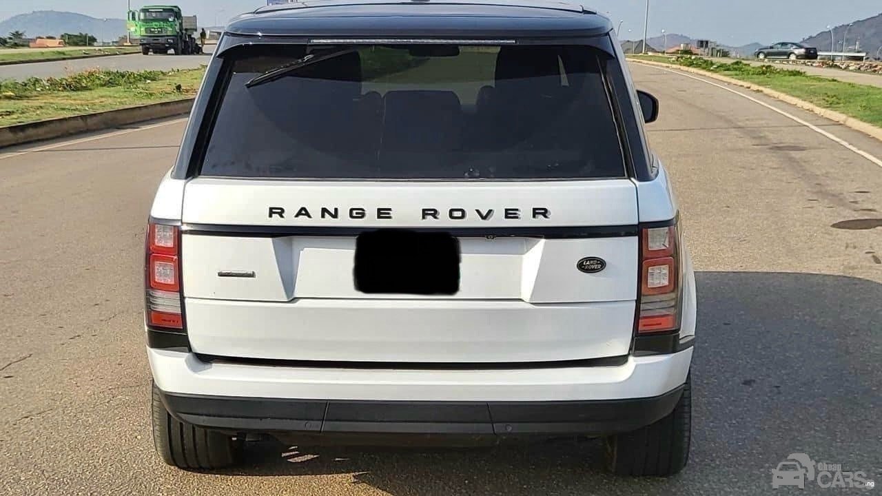 2014 Land Rover RANGE ROVER — Front seats