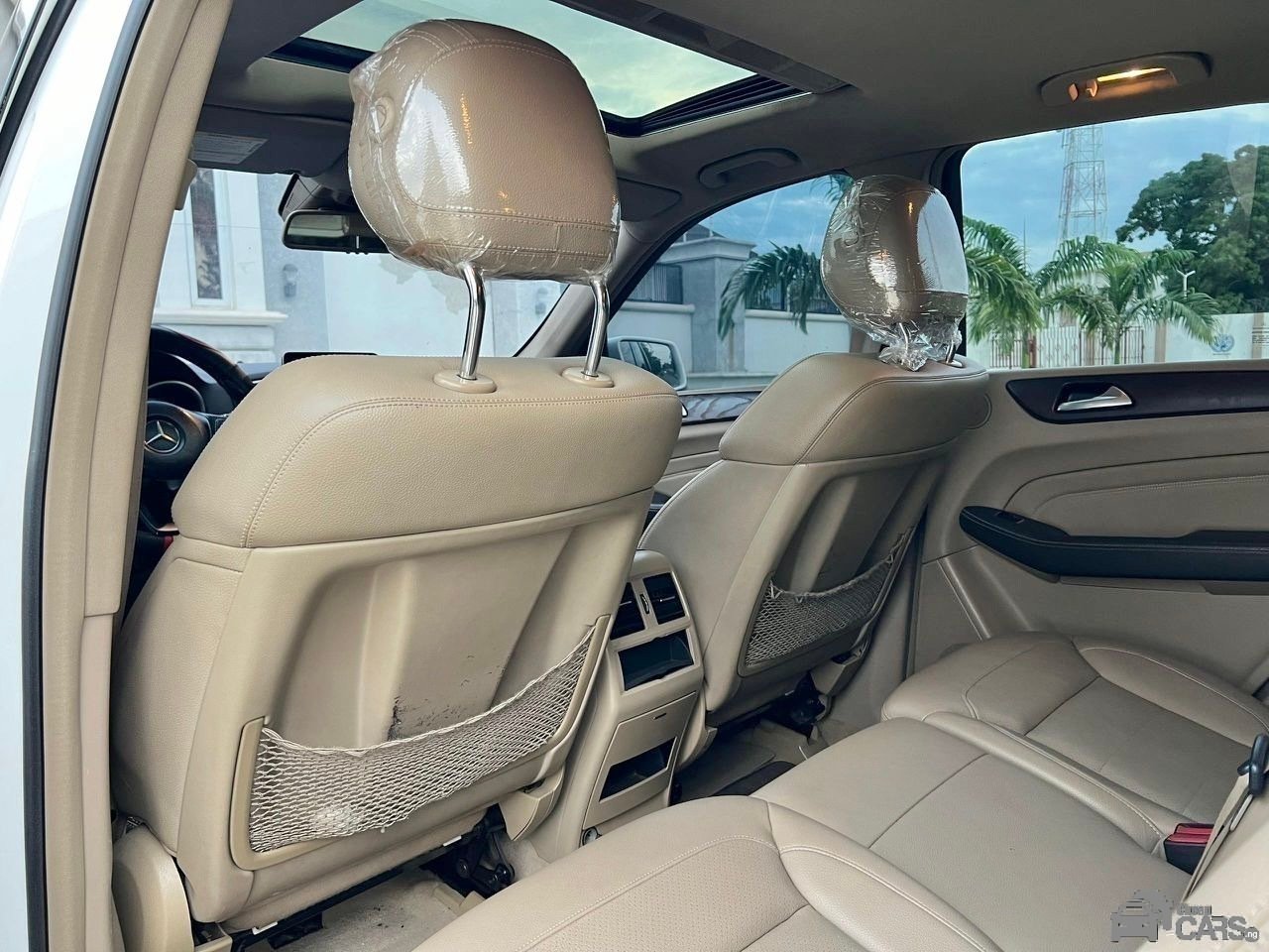 2015 Mercedes-Benz ML350 UPGRADED — Rear 3/4