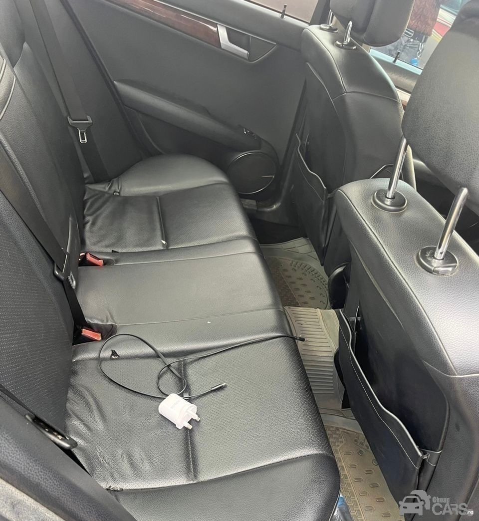 2012 Mercedes-Benz DISTRESS MERCEDES — Rear 3/4
