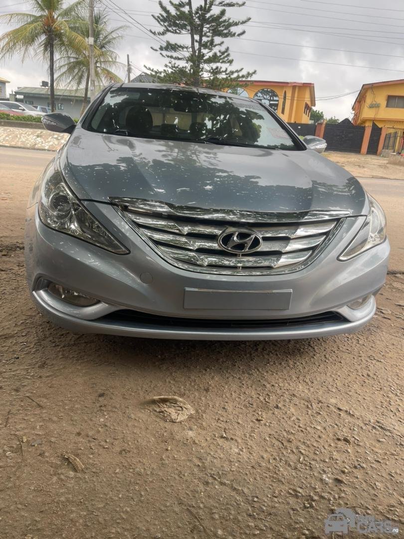 2013 Hyundai Directs sonata