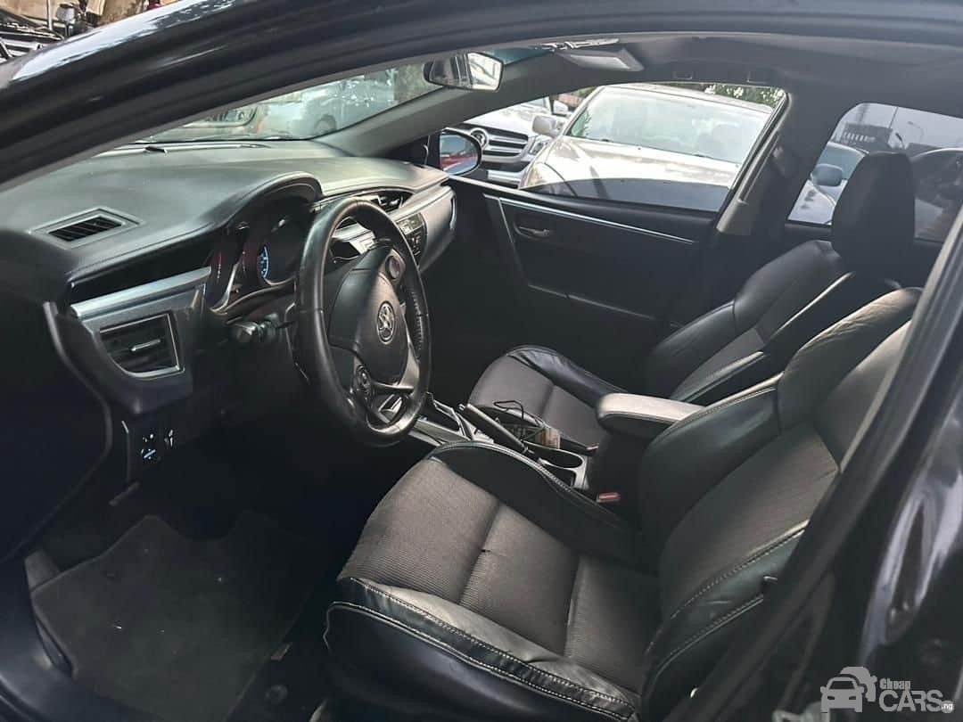 2015 Toyota DISTRESS COROLLA — Rear 3/4