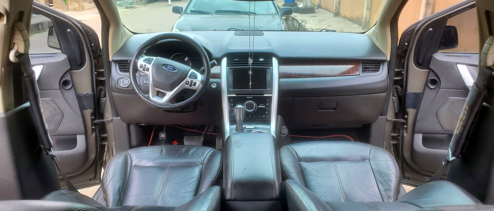 2014 Ford EDGE LIMITED — Rear 3/4