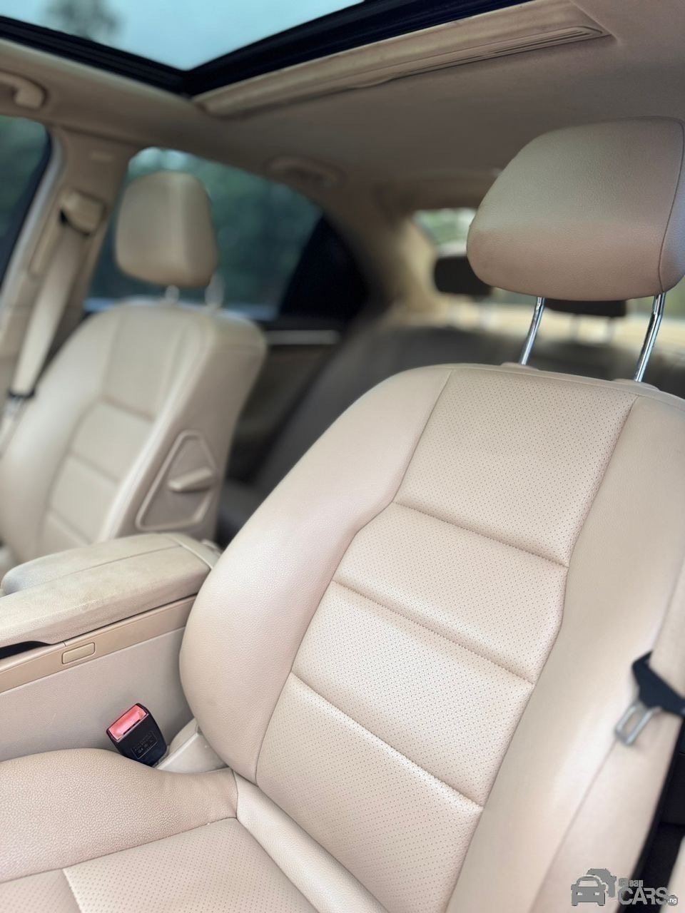 2014 Mercedes-Benz MERCEDES BENZ — Rear 3/4