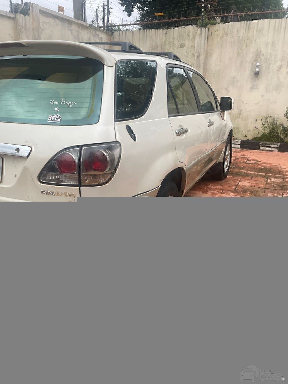 Lexus RX 300 — Rear seats