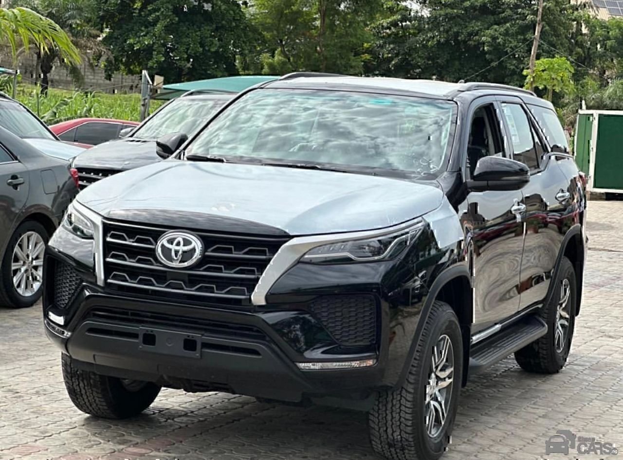 2024 Toyota FORTUNER