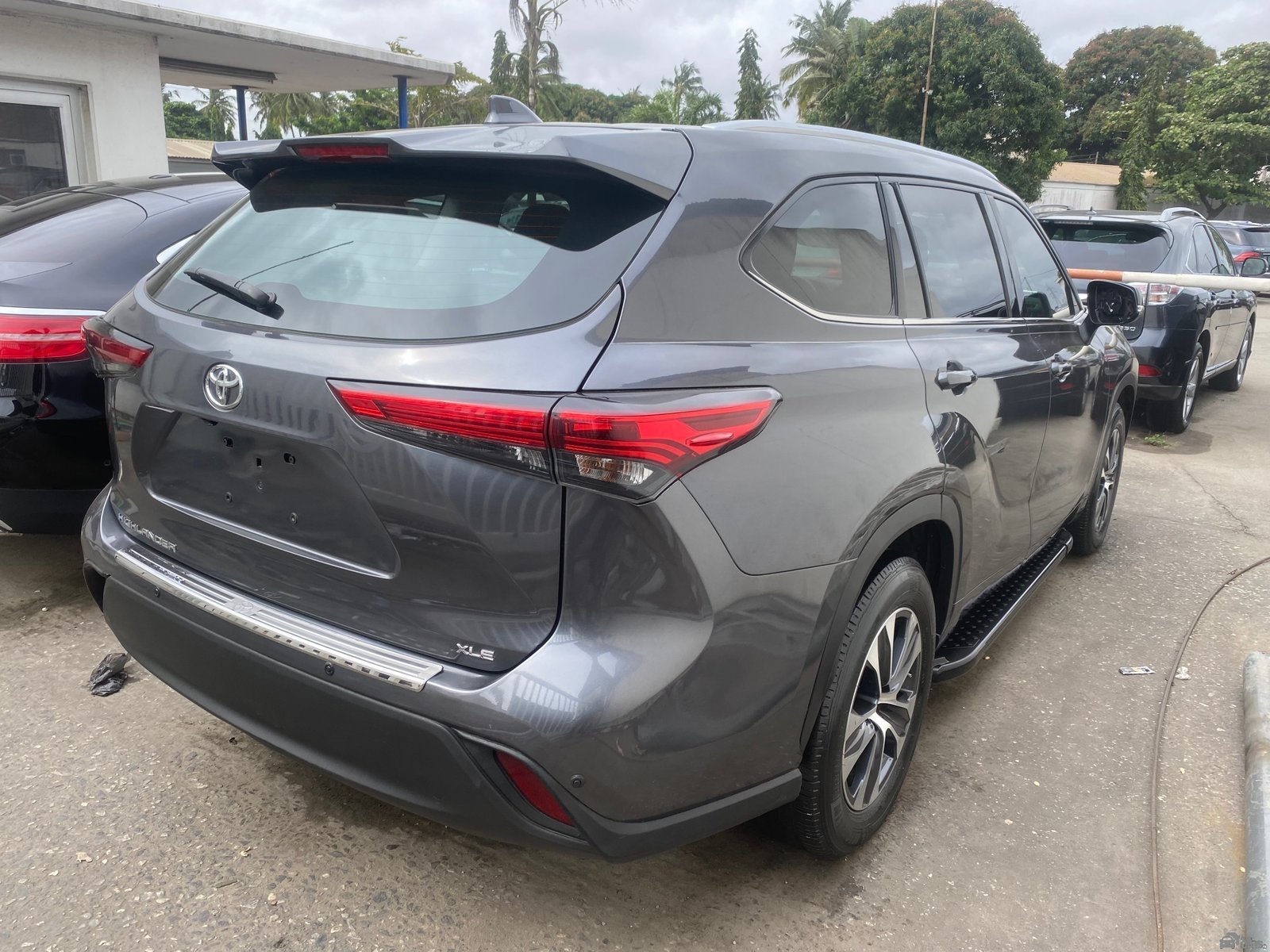 2021 Toyota highlander — Rear seats