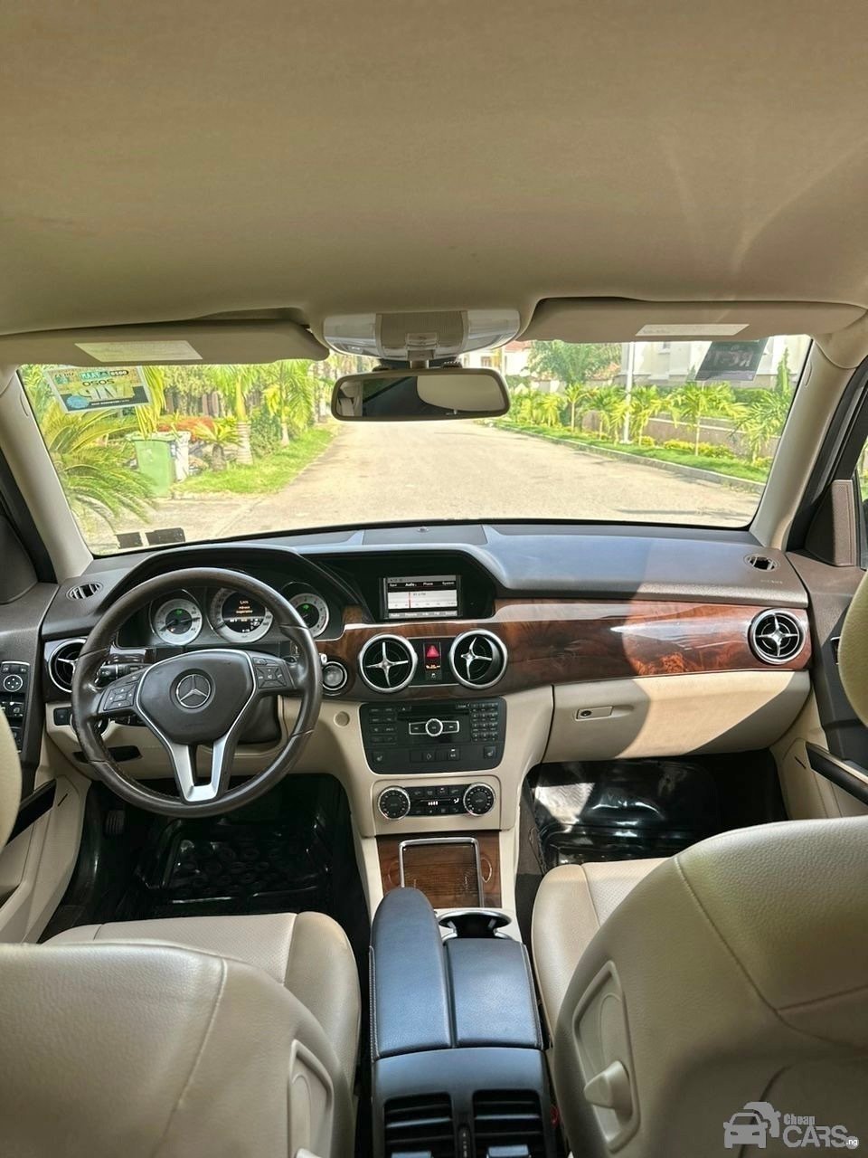 2013 Mercedes-Benz MERCEDES BENZ — Dashboard