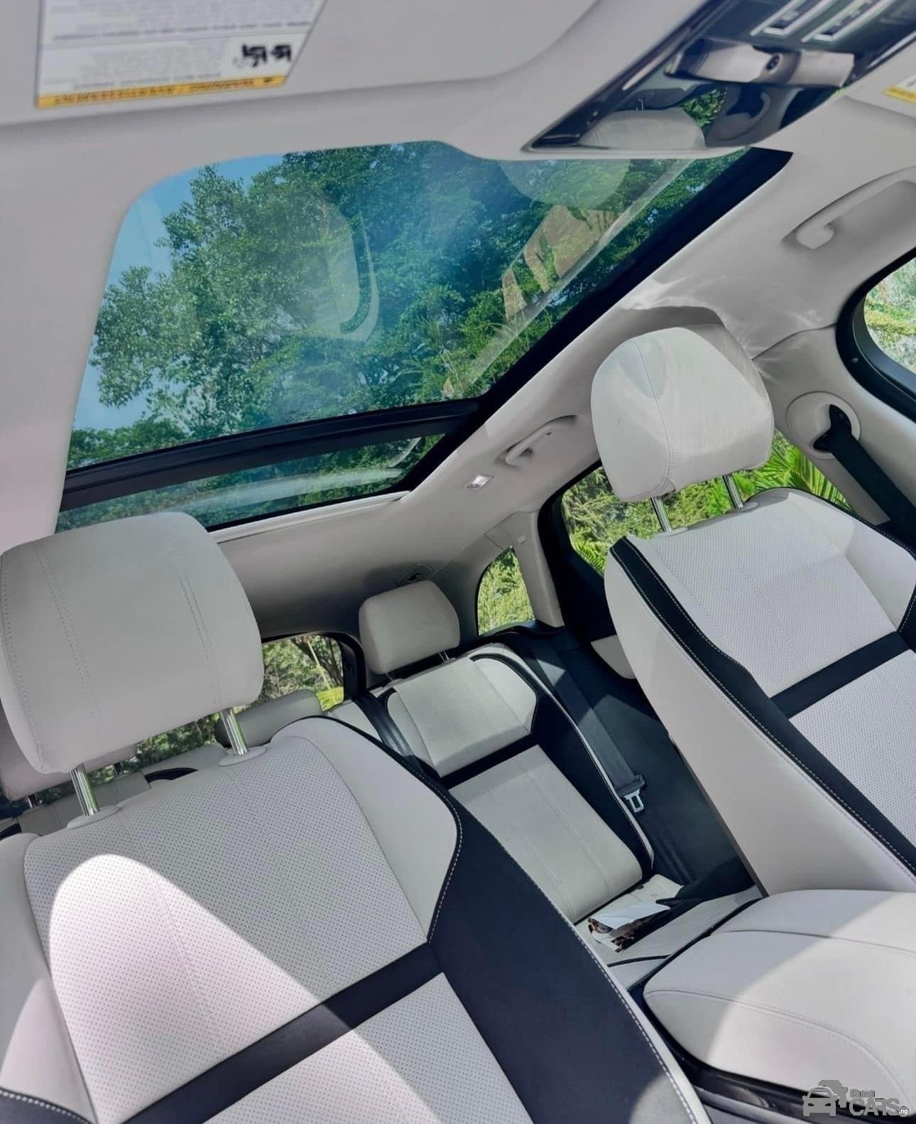 2018 Land Rover RANGE ROVER — Rear 3/4