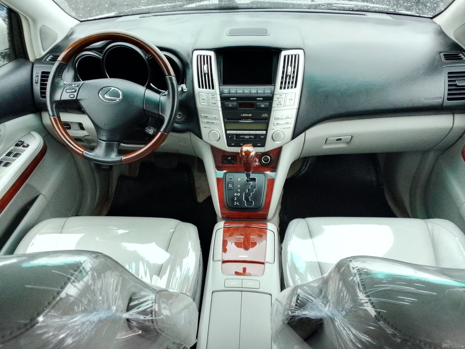 2005 Lexus RX 330 — Side profile