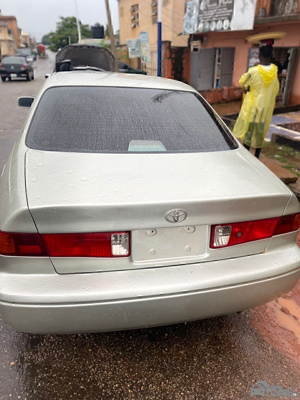 Toyota Camry Envelope — Rear seats