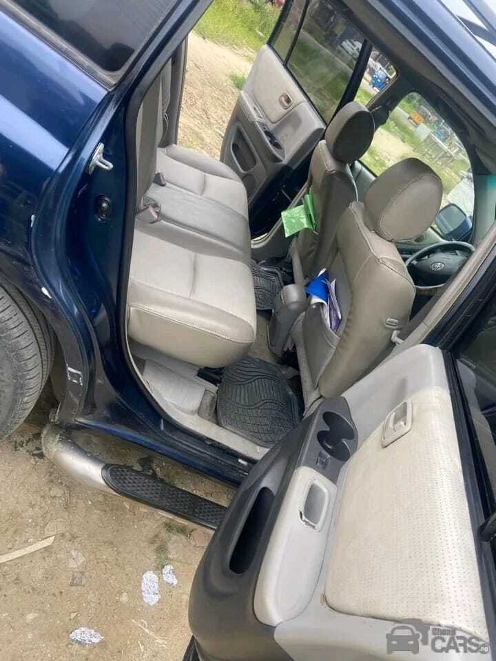 Toyota sienna — Dashboard