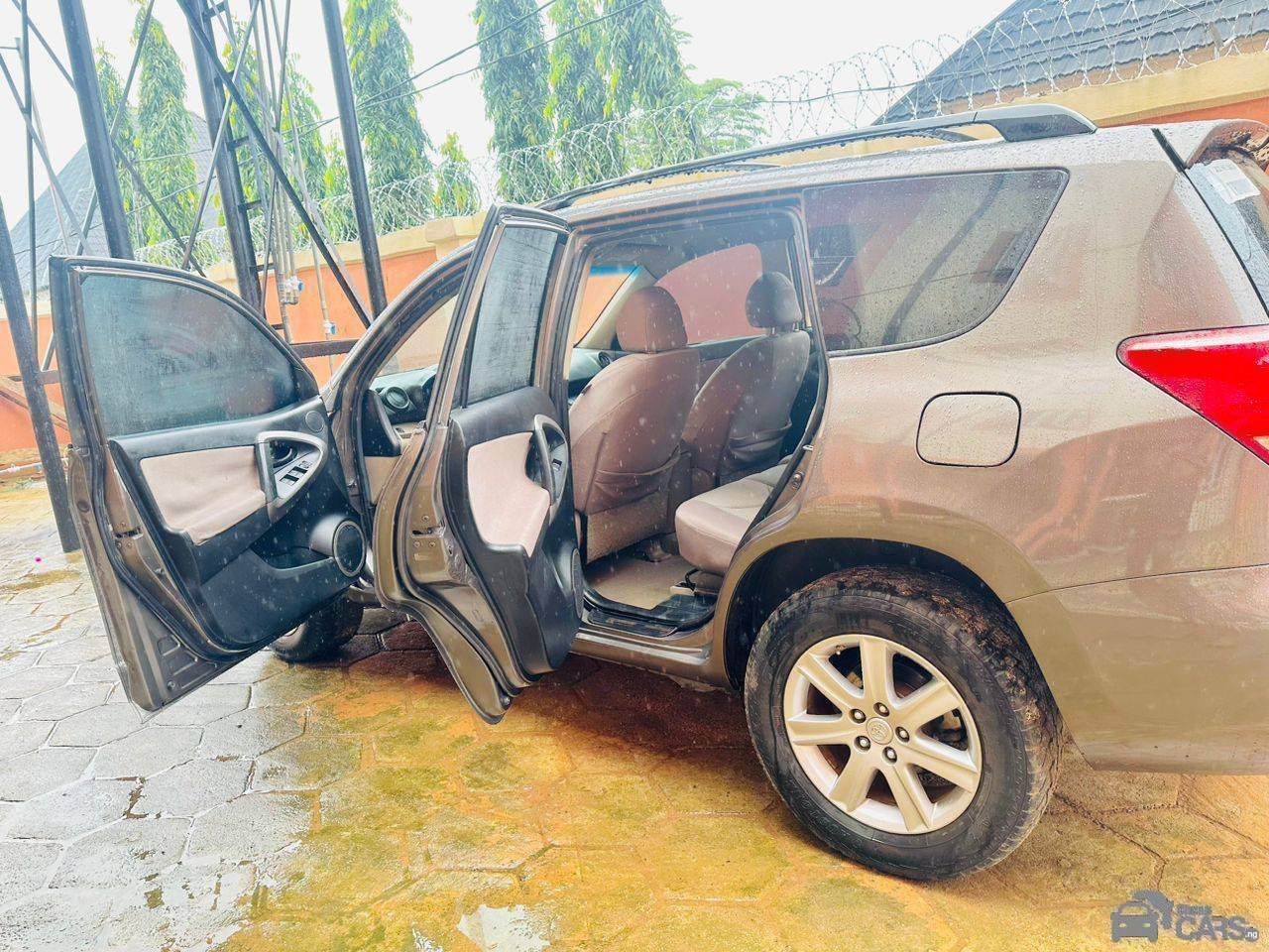 2008 Toyota RAV4 Model — Rear seats