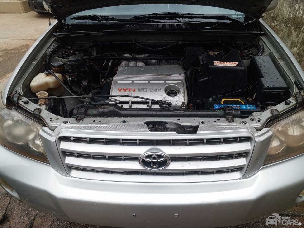 Toyota I sell — Rear 3/4