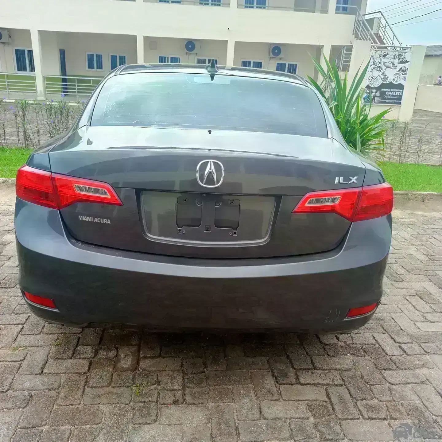 2015 Acura ILX — Side profile