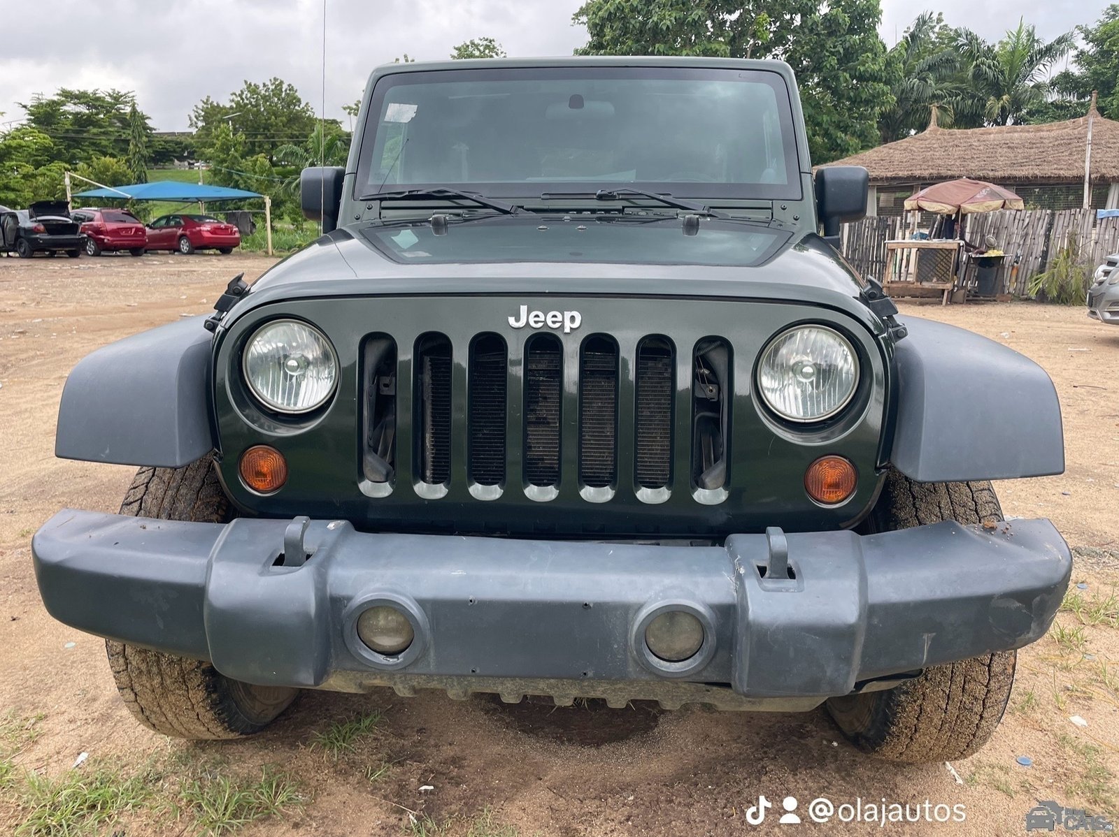 Jeep Wrangler — Rear seats