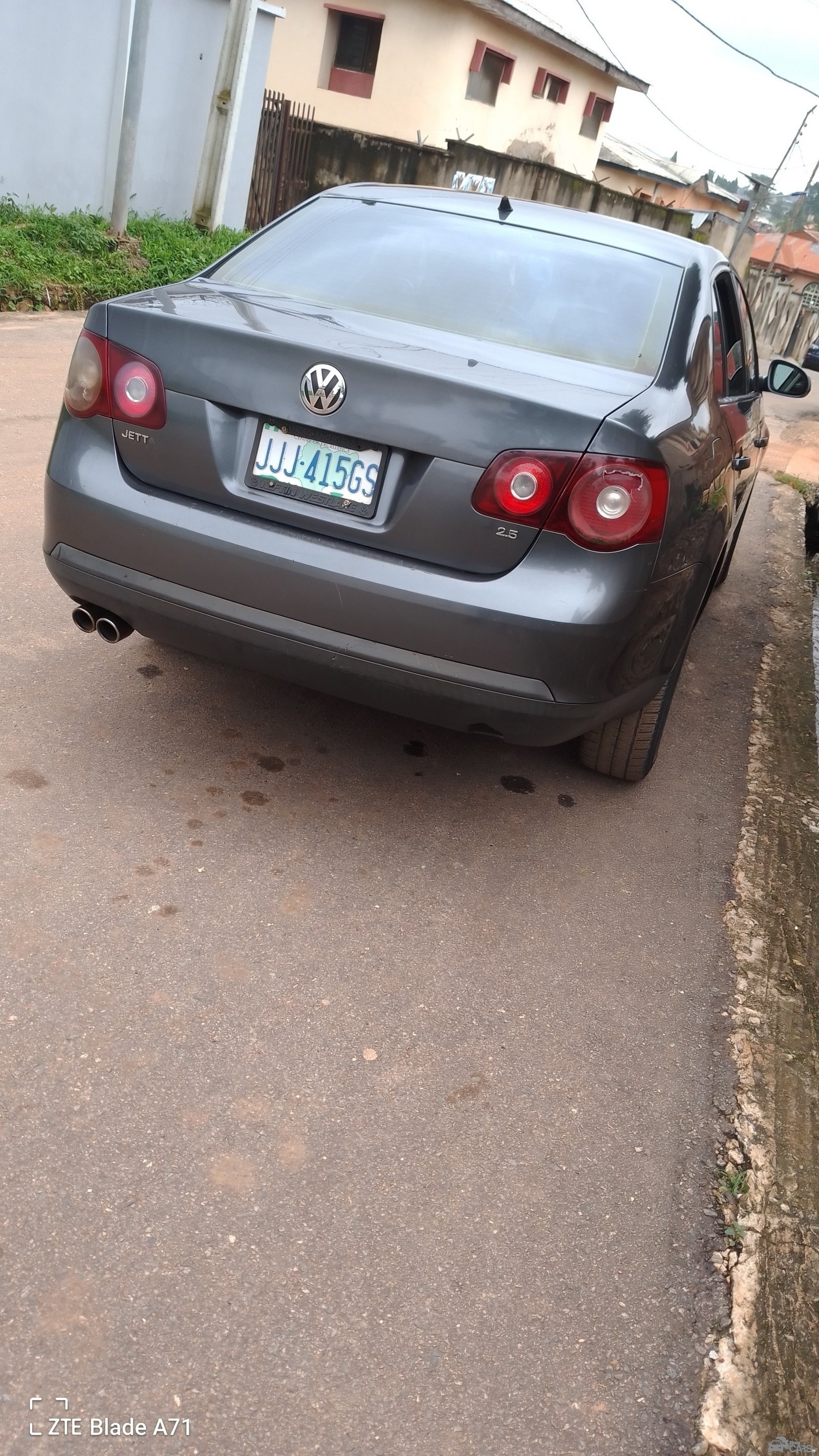 Volkswagen A saloon — Side profile