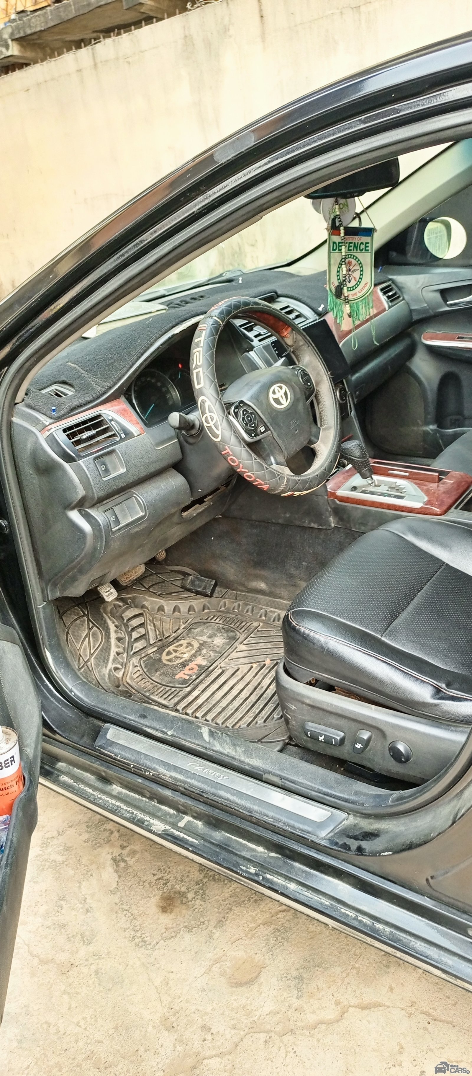 2014 Toyota CAMRY JAPAN — Rear seats