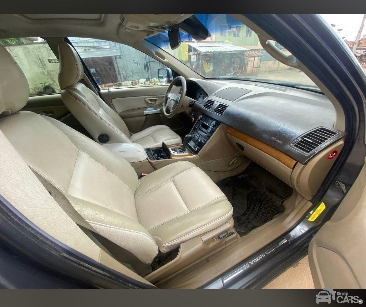 Volvo xc90 3 — Dashboard