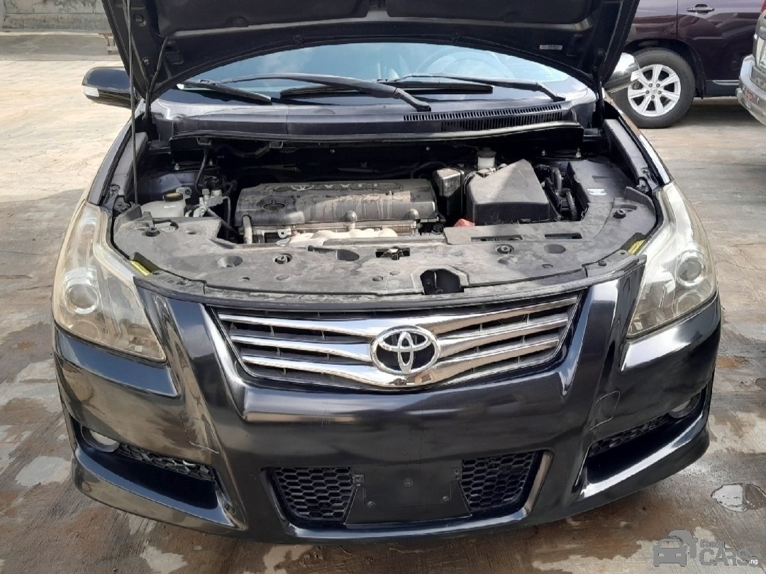 2007 Toyota Blade — Front seats