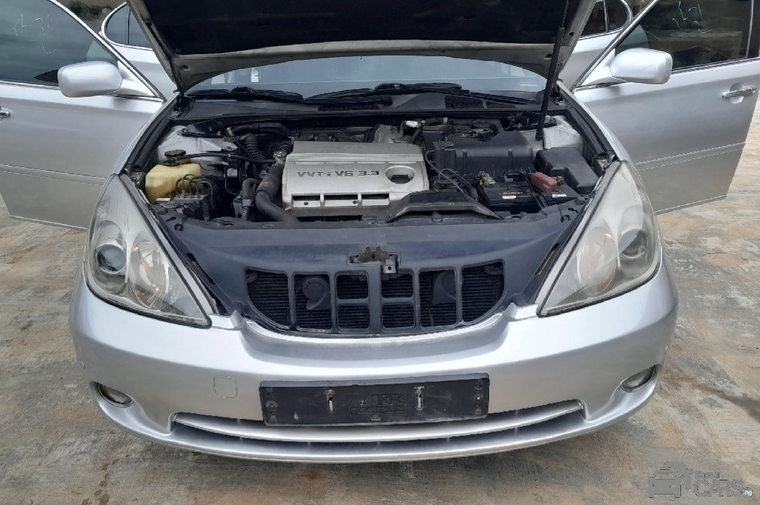 2005 Lexus ES330 — Rear 3/4