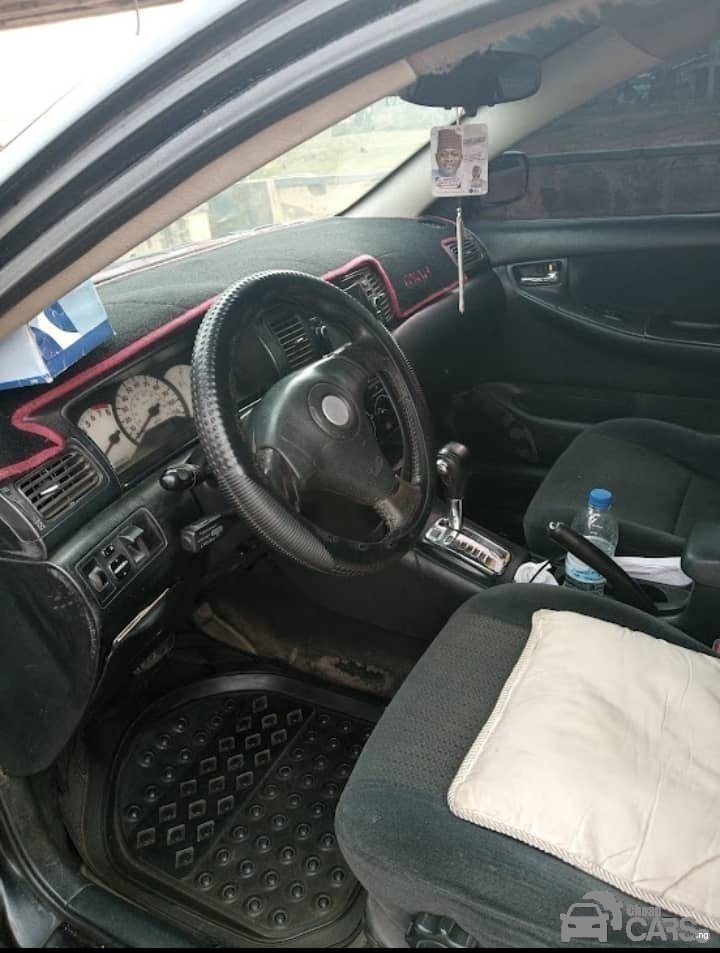 Toyota l Corolla — Rear 3/4