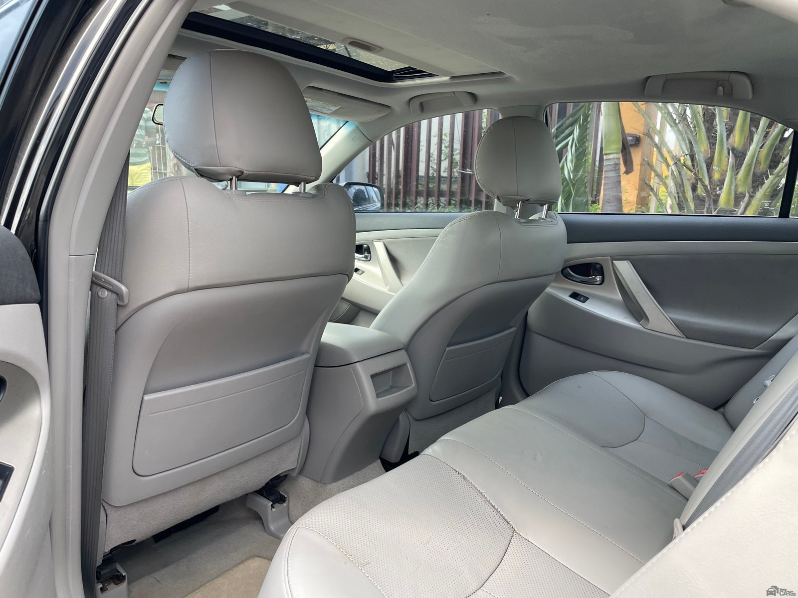2011 Toyota Camry Sport — Rear 3/4