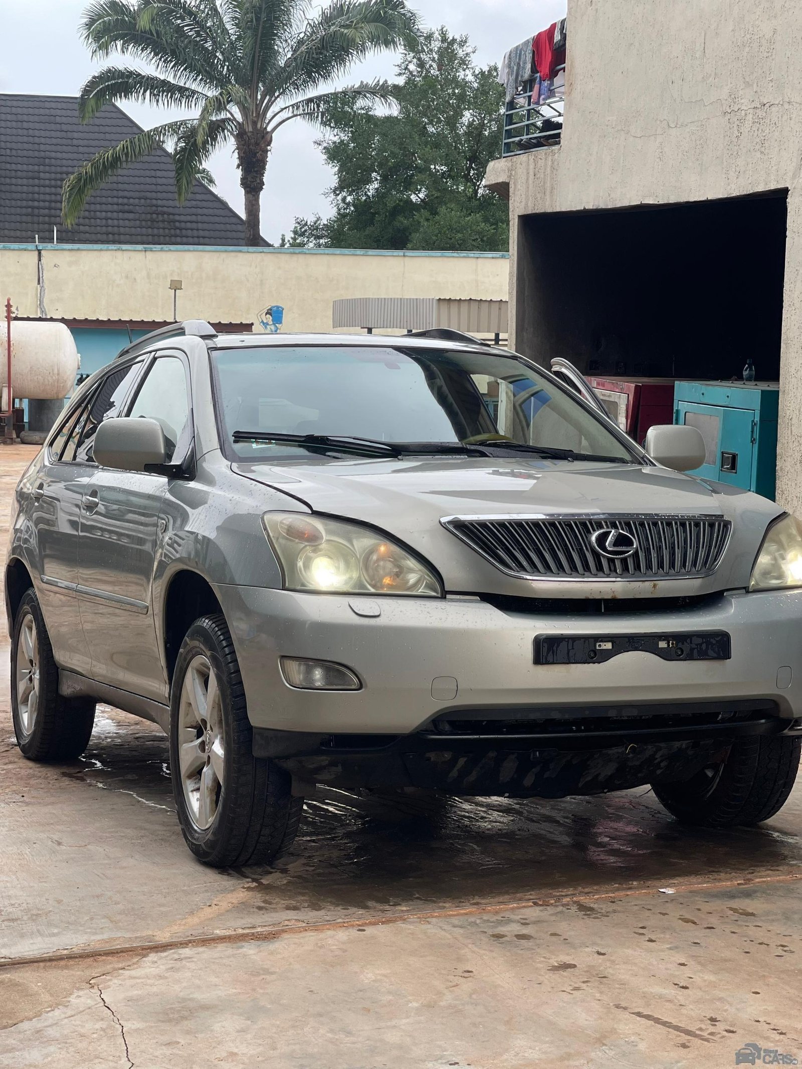 Lexus Automobile