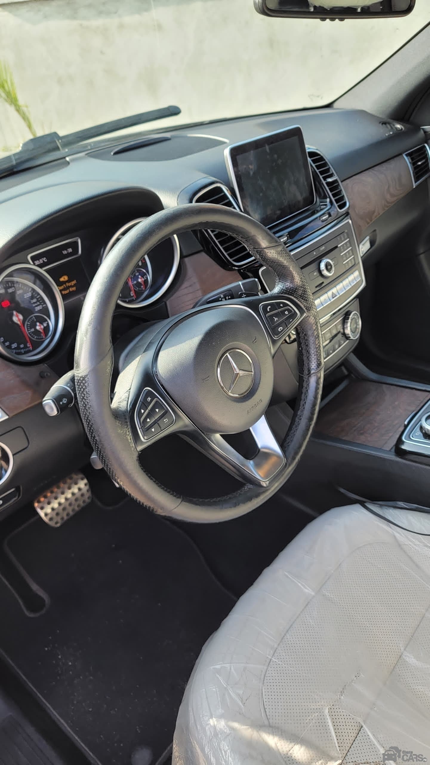 2016 Mercedes-Benz MERCEDES BENZ — Rear 3/4