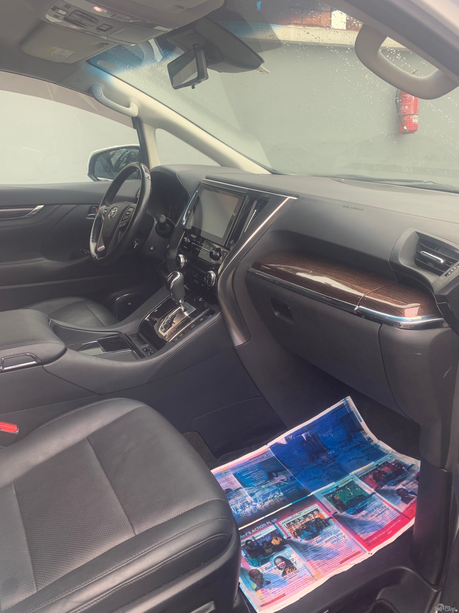 2019 Toyota 3UNITS Alphard — Dashboard