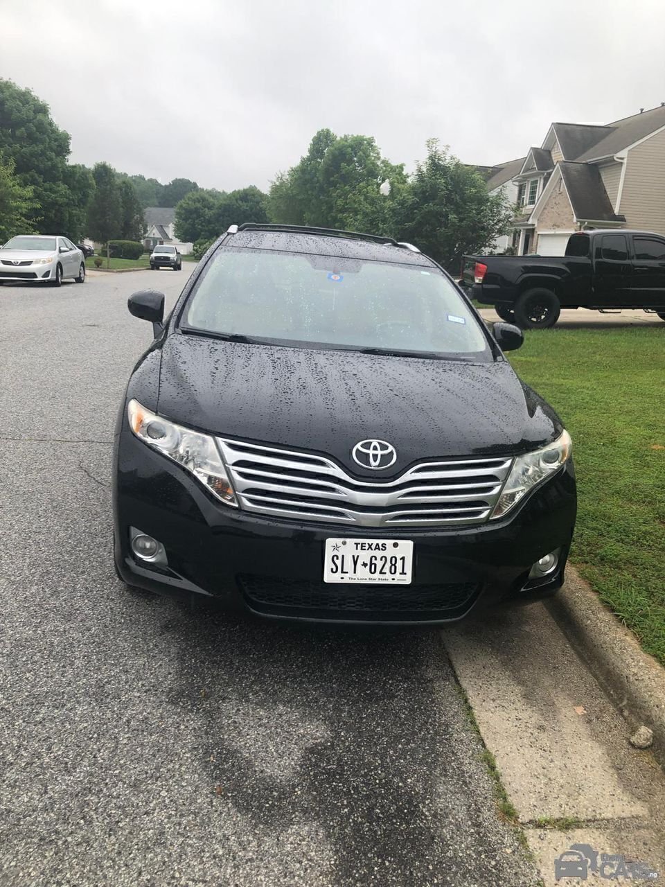 2012 Toyota Venza model — Side profile