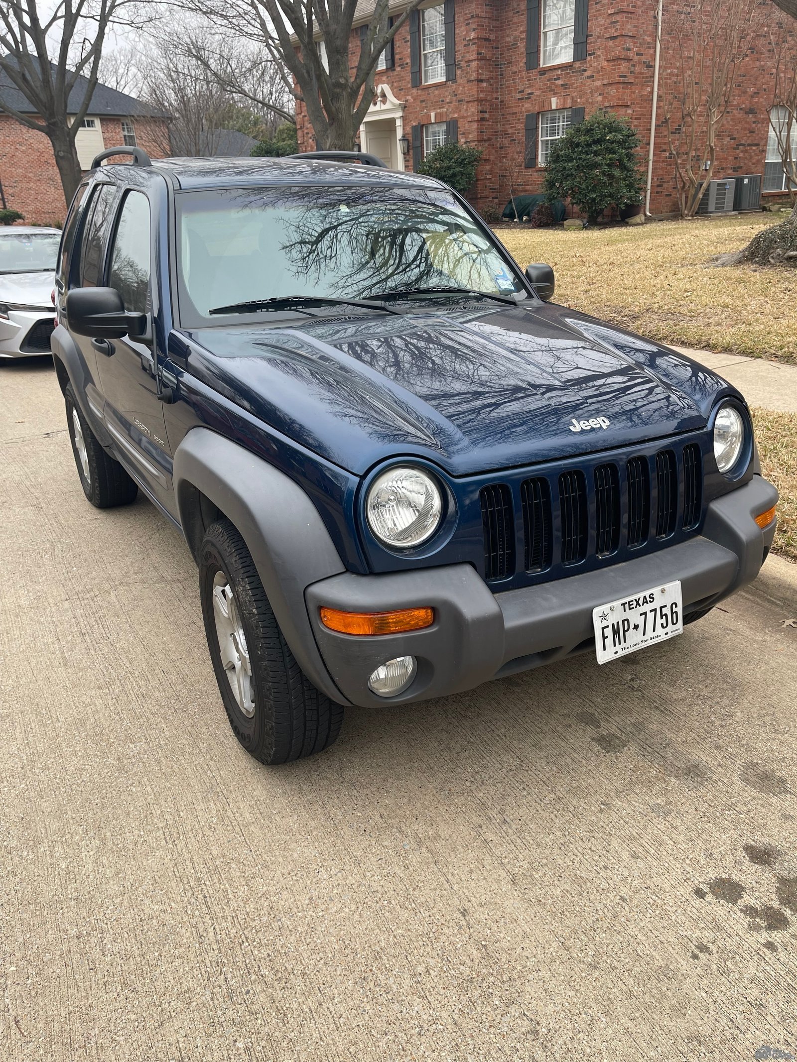 2003 Jeep Liberty — Side profile