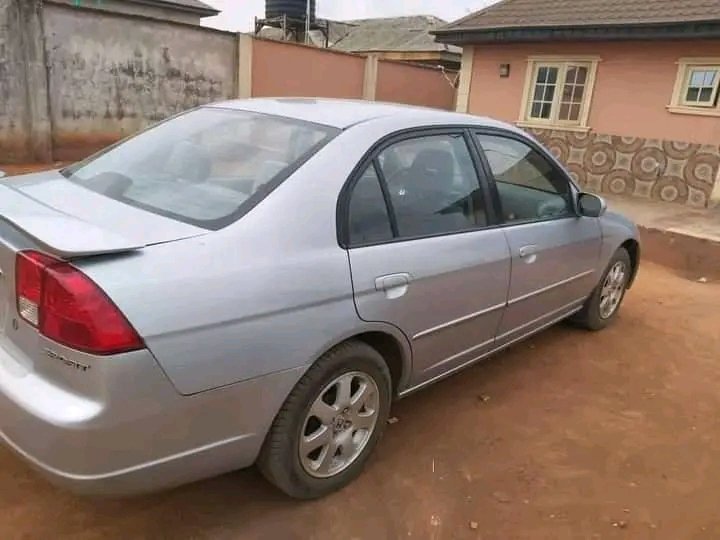 2005 Honda civic sport