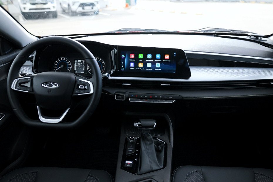 Unknown Tiggo 2pro — Side profile