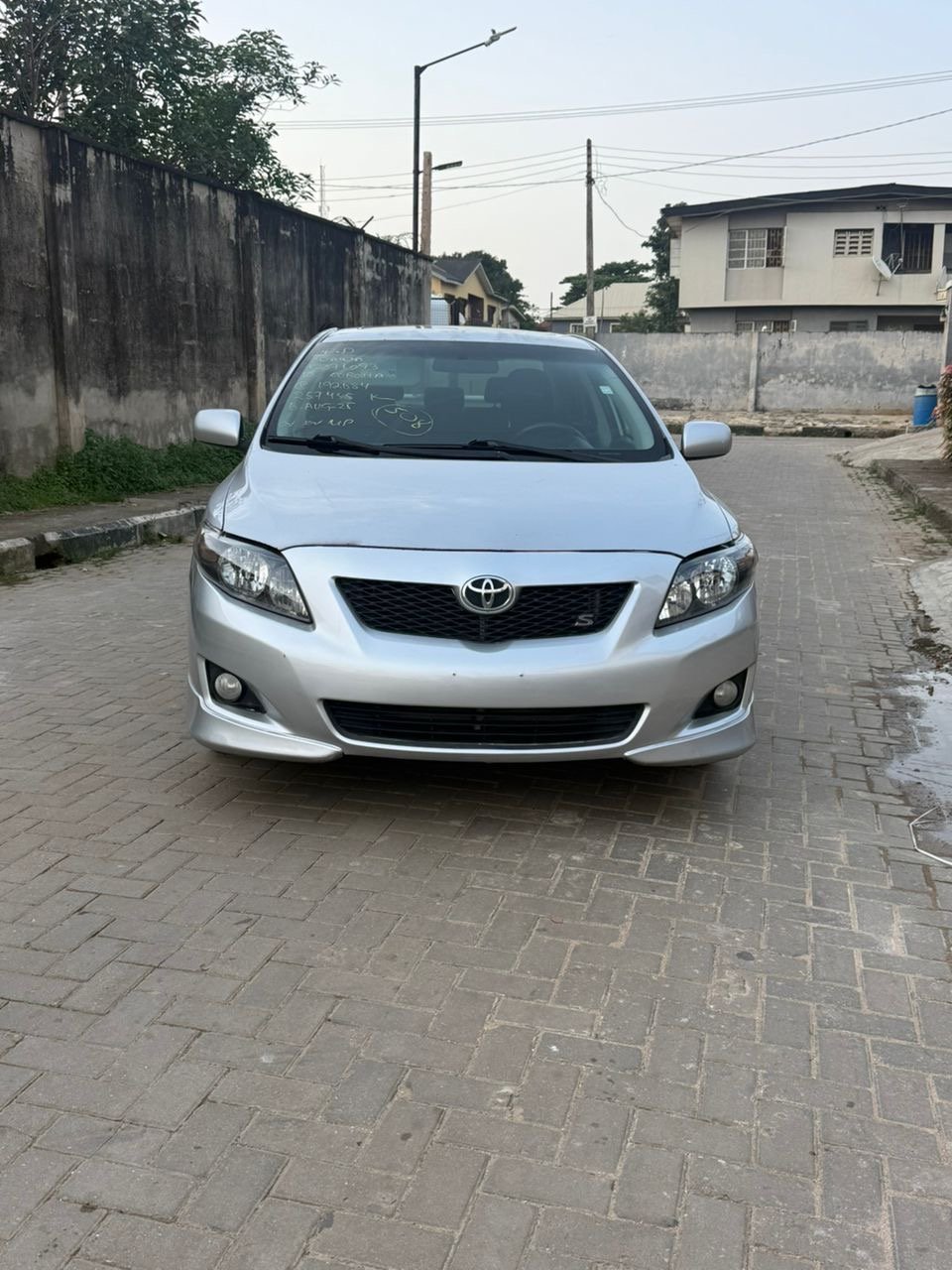 2009 Unknown Toyota Corolla — Side profile