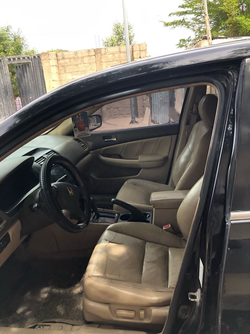 Unknown Honda accord — Rear 3/4