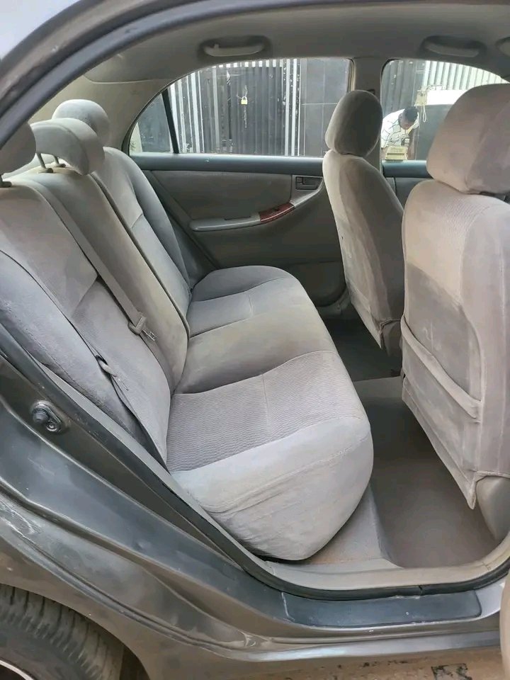 2005 Unknown Toyota Corolla — Dashboard
