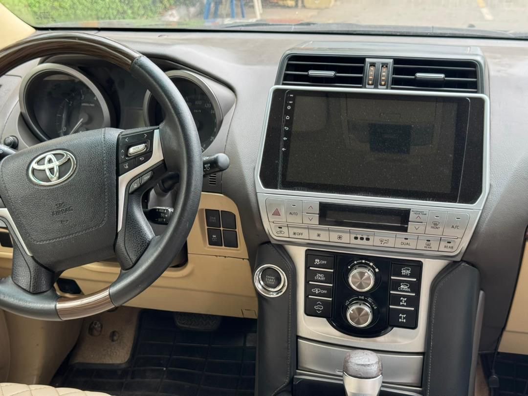 2015 Unknown PREMIUM TOYOTA — Rear 3/4