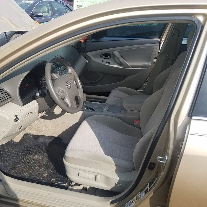 2010 Toyota Camry LE