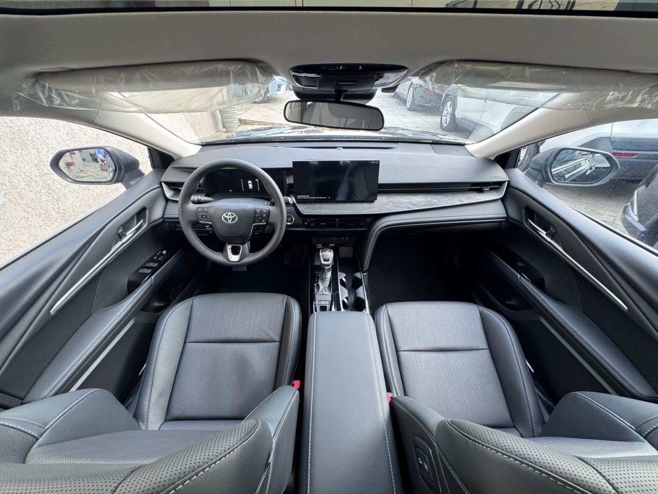 2025 TOYOTA, Rear seats