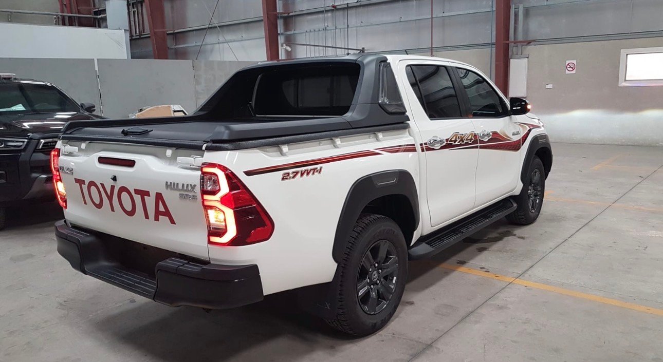 2022 Toyota Hilux SR5